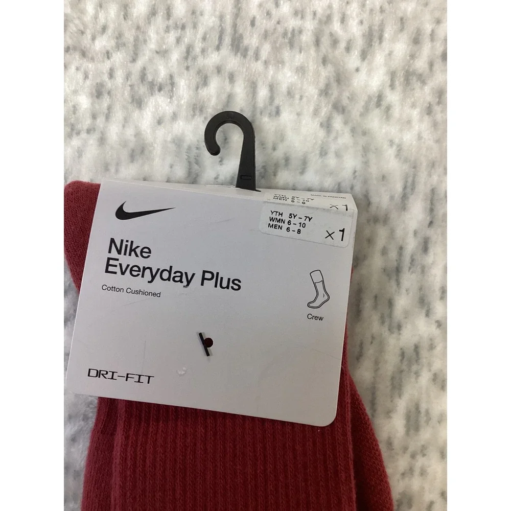 Nike Everyday Plus Cushioned Crew Socks Burgundy Heart Swoosh IH8626-613 M 6-10
